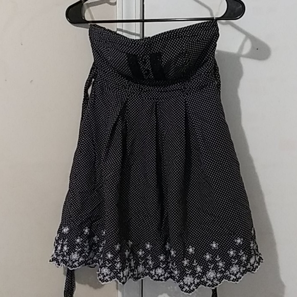 Dress - Picture 1 of 2